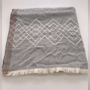 Madewell Blanket Scarf - Dark Gray, White, Pink — Like New